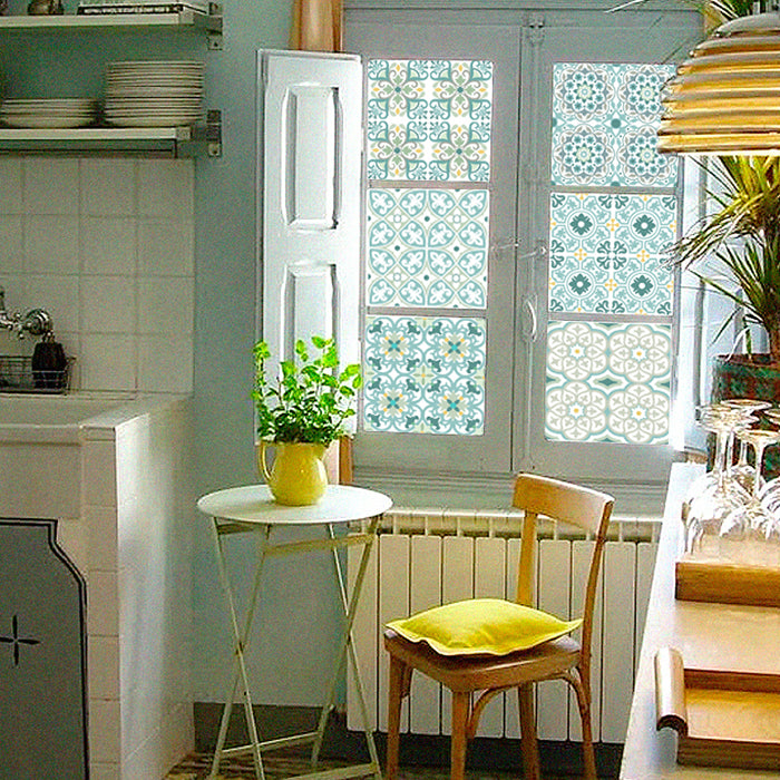 Transparencia de Vinilo Autoadhesiva 15x15cm Amazona, Mix